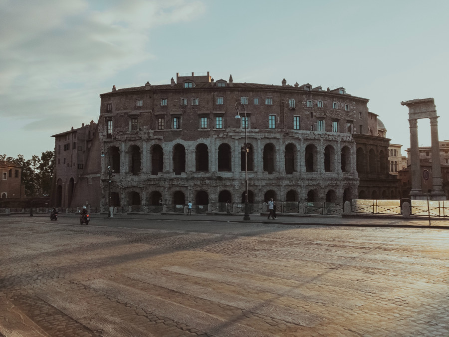 roma18-900x600